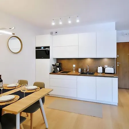 Navigator Port-nadmorskie Tarasy * Kolobřeh