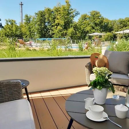 아파트 Navigator Port-nadmorskie Tarasy