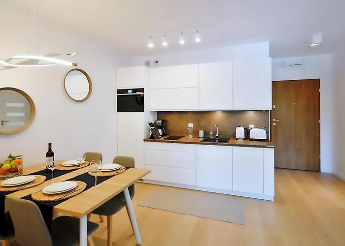 Navigator Port-nadmorskie Tarasy * Колобжег