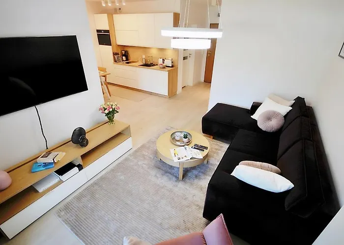 Navigator Port-nadmorskie Tarasy Kołobrzeg